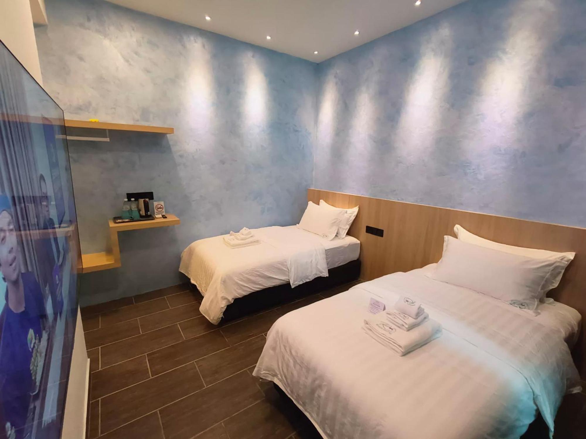 Red'S Hotel Бинтулу Экстерьер фото