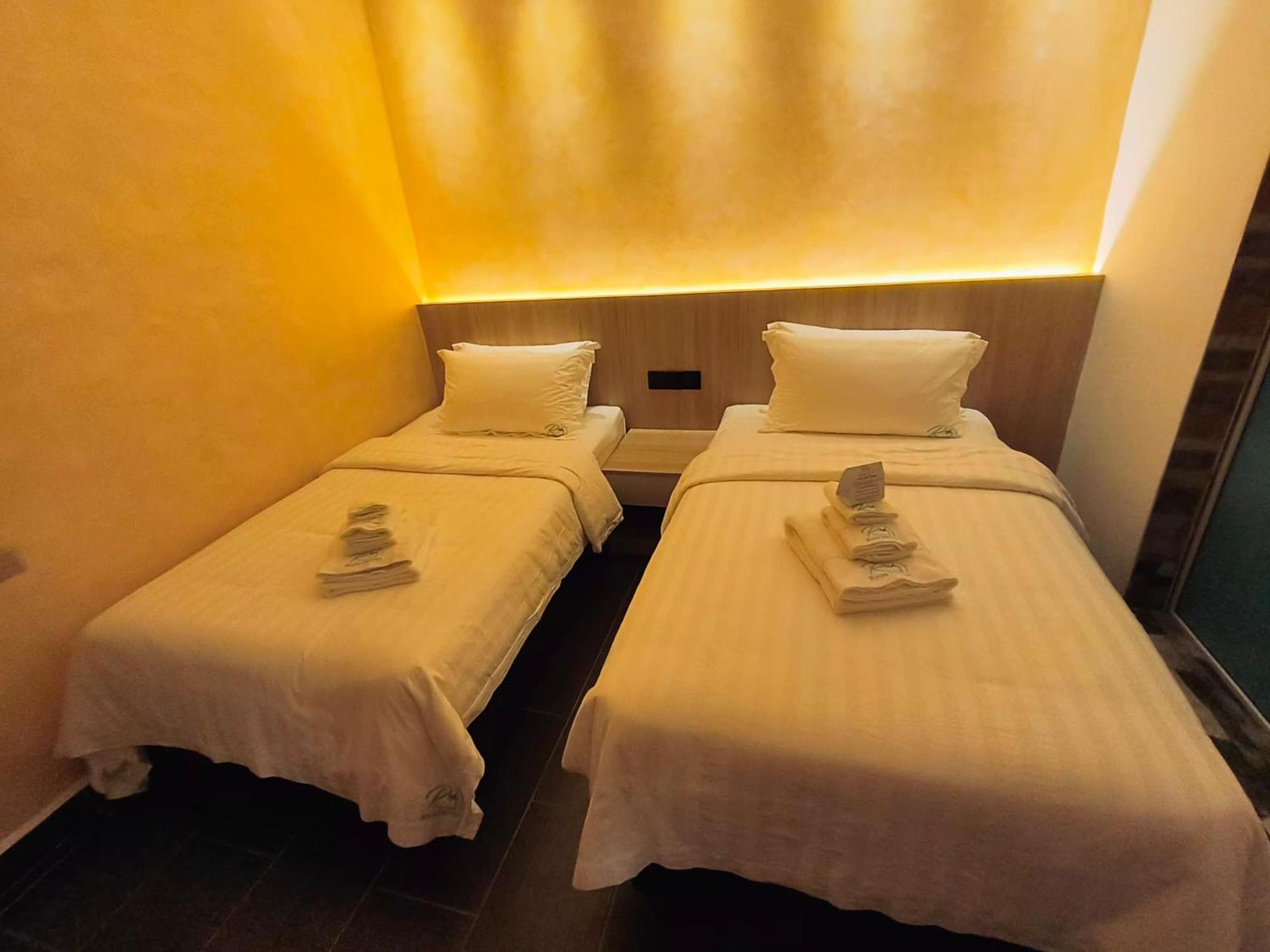 Red'S Hotel Бинтулу Экстерьер фото