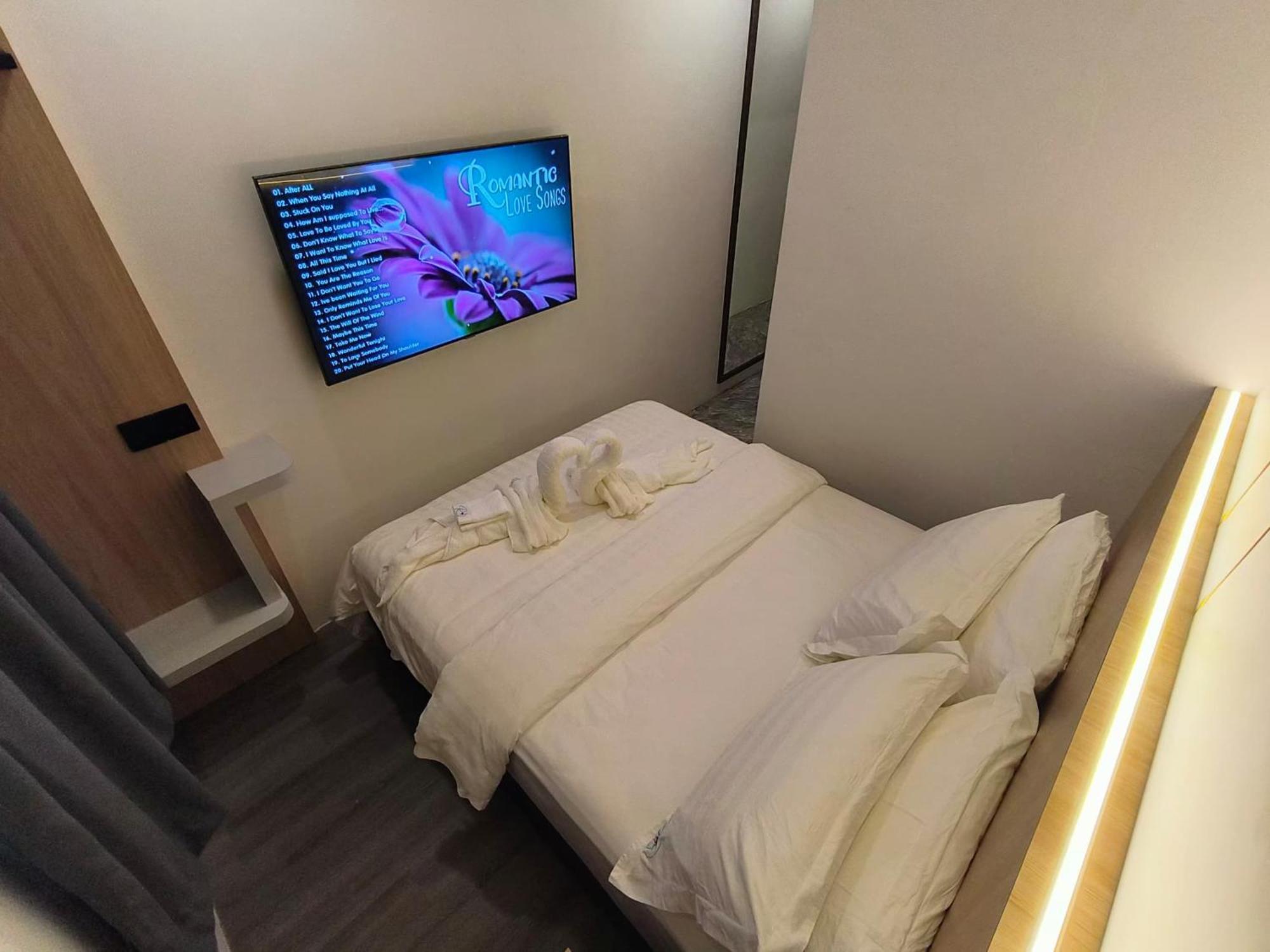 Red'S Hotel Бинтулу Экстерьер фото