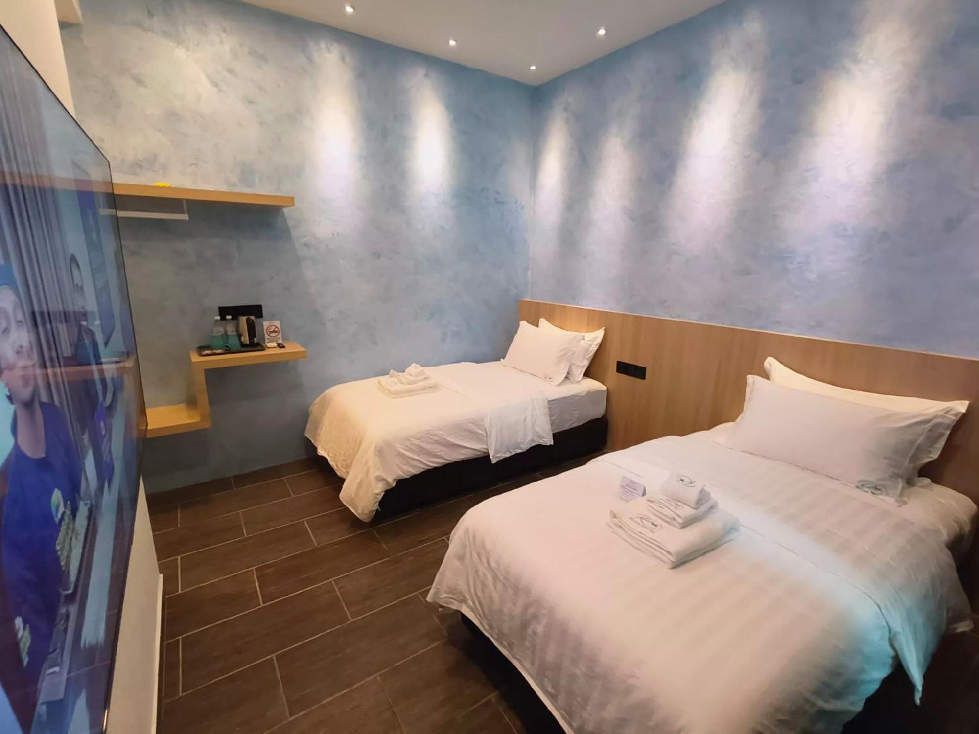 Red'S Hotel Бинтулу Экстерьер фото