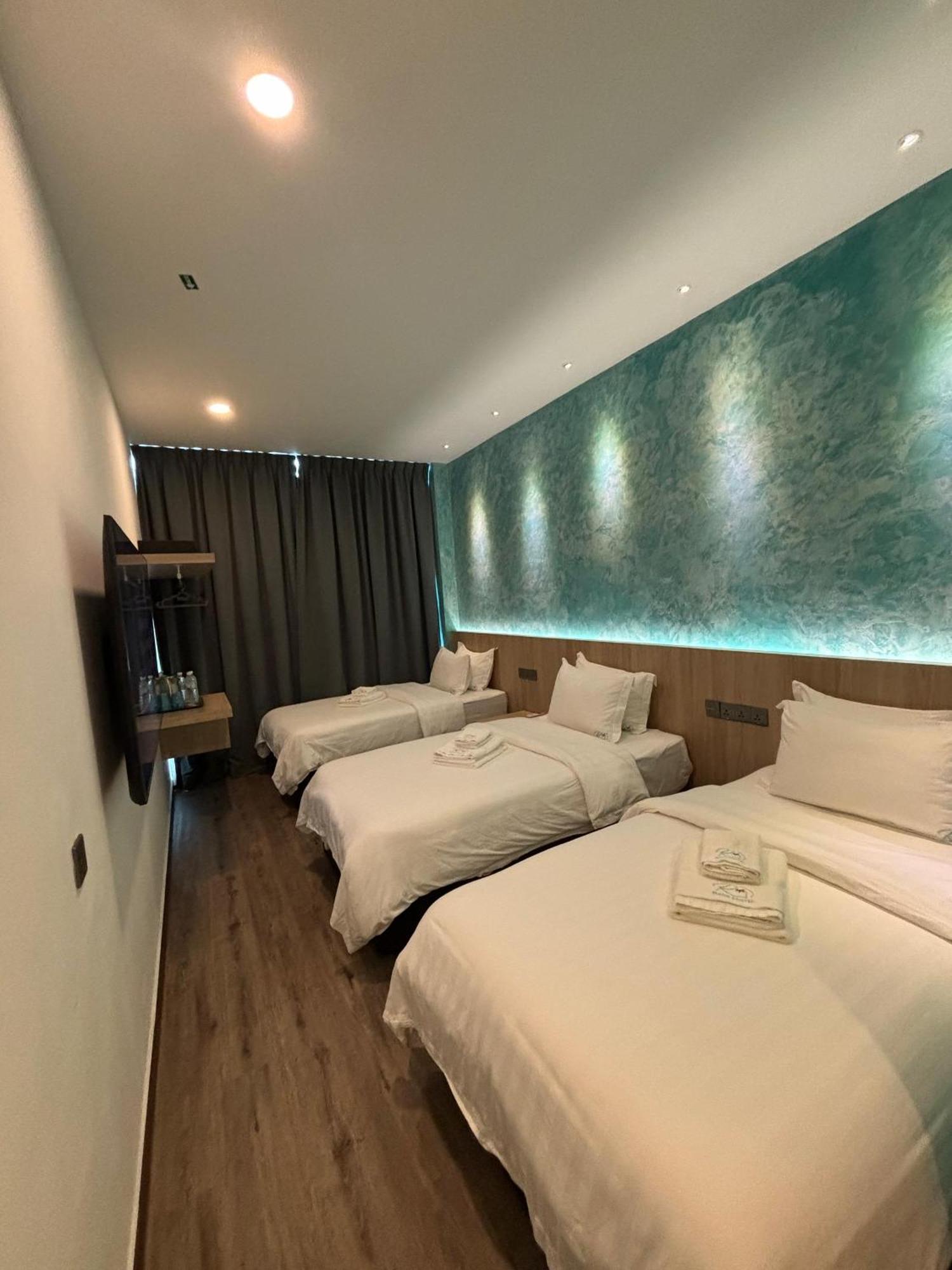 Red'S Hotel Бинтулу Экстерьер фото